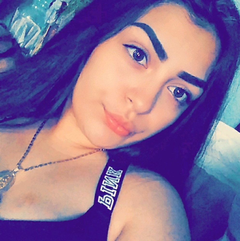 Meet your Posher, Araceli